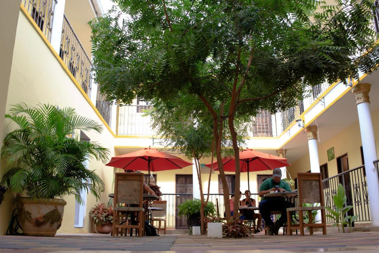 Ayenda 1305 Retro Hotell Barranquilla  Exteriör bild